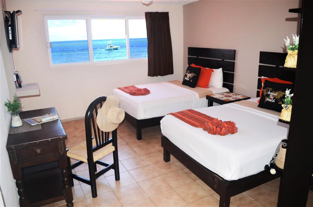Hacienda Morelos Beachfront Hotel Puerto Morelos Exterior photo