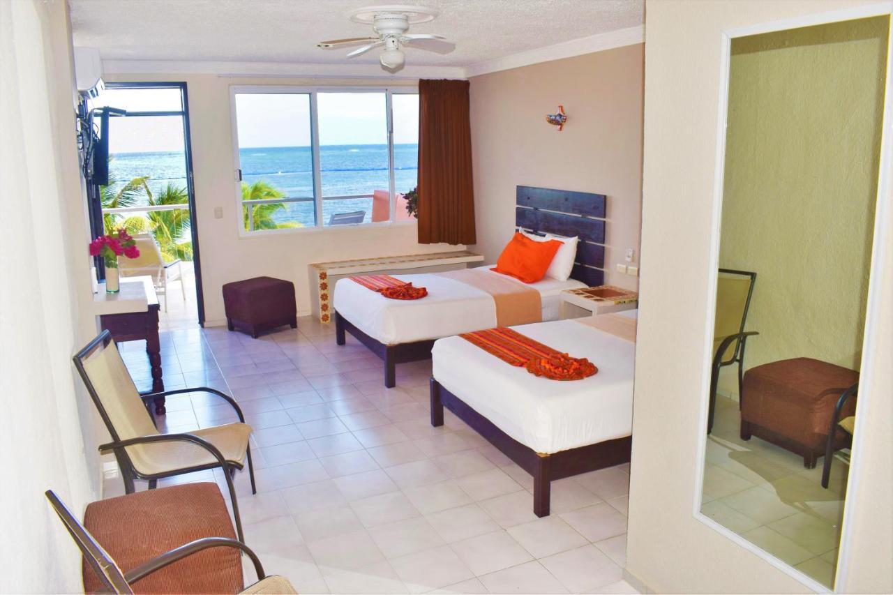 Hacienda Morelos Beachfront Hotel Puerto Morelos Exterior photo