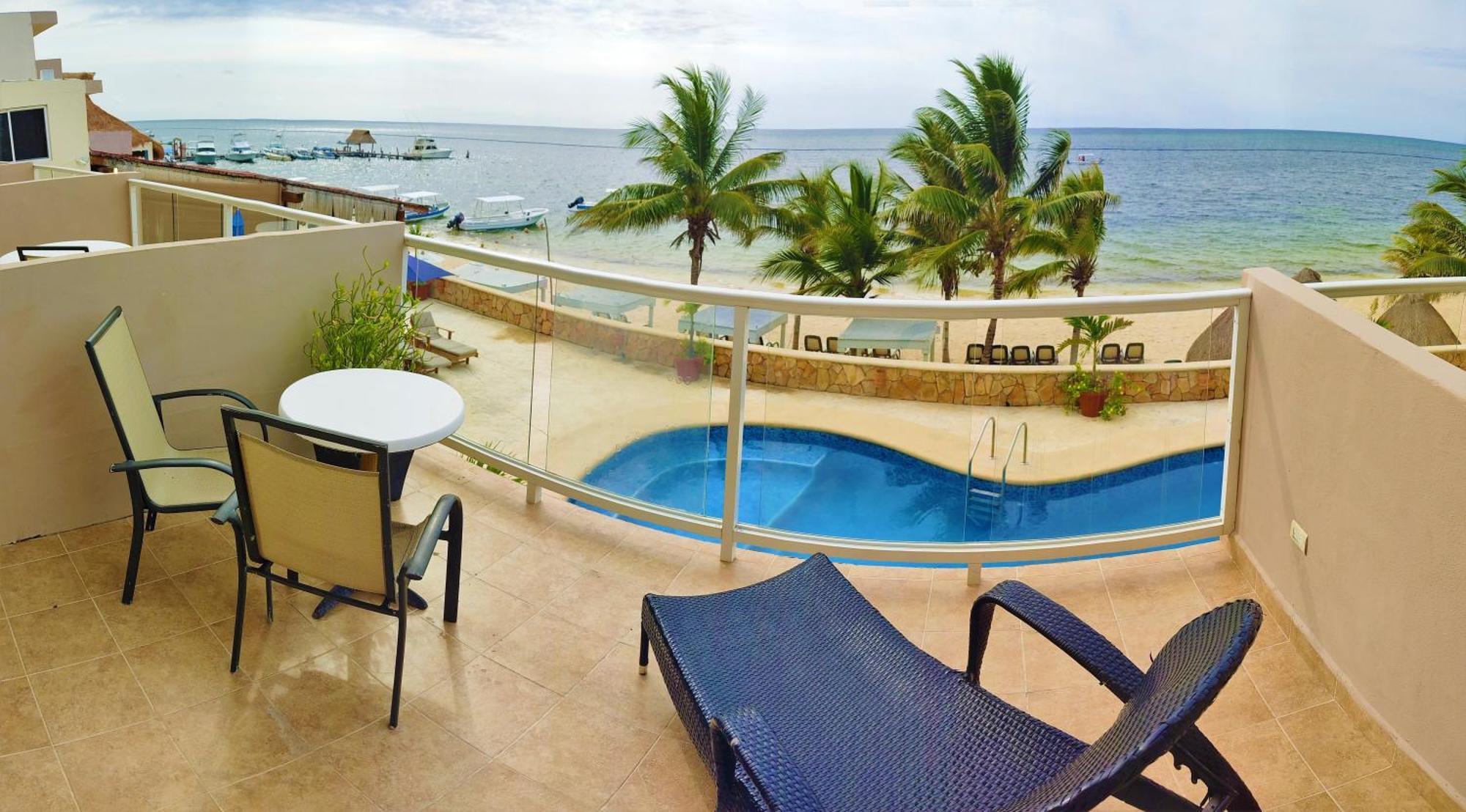 Hacienda Morelos Beachfront Hotel Puerto Morelos Exterior photo