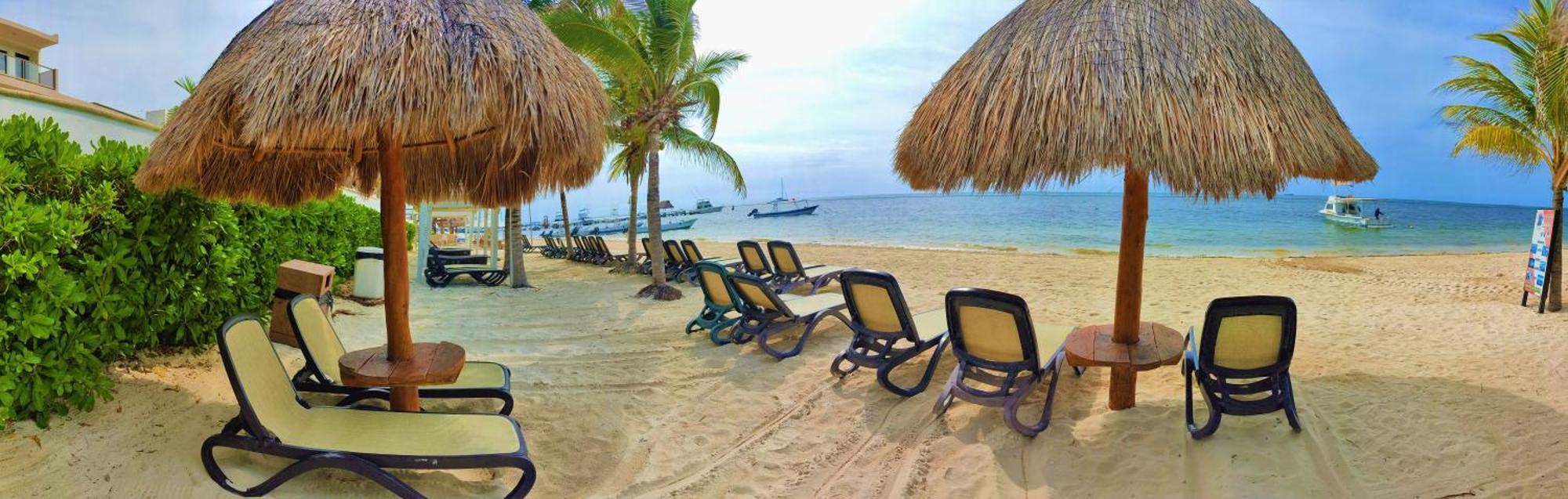 Hacienda Morelos Beachfront Hotel Puerto Morelos Exterior photo