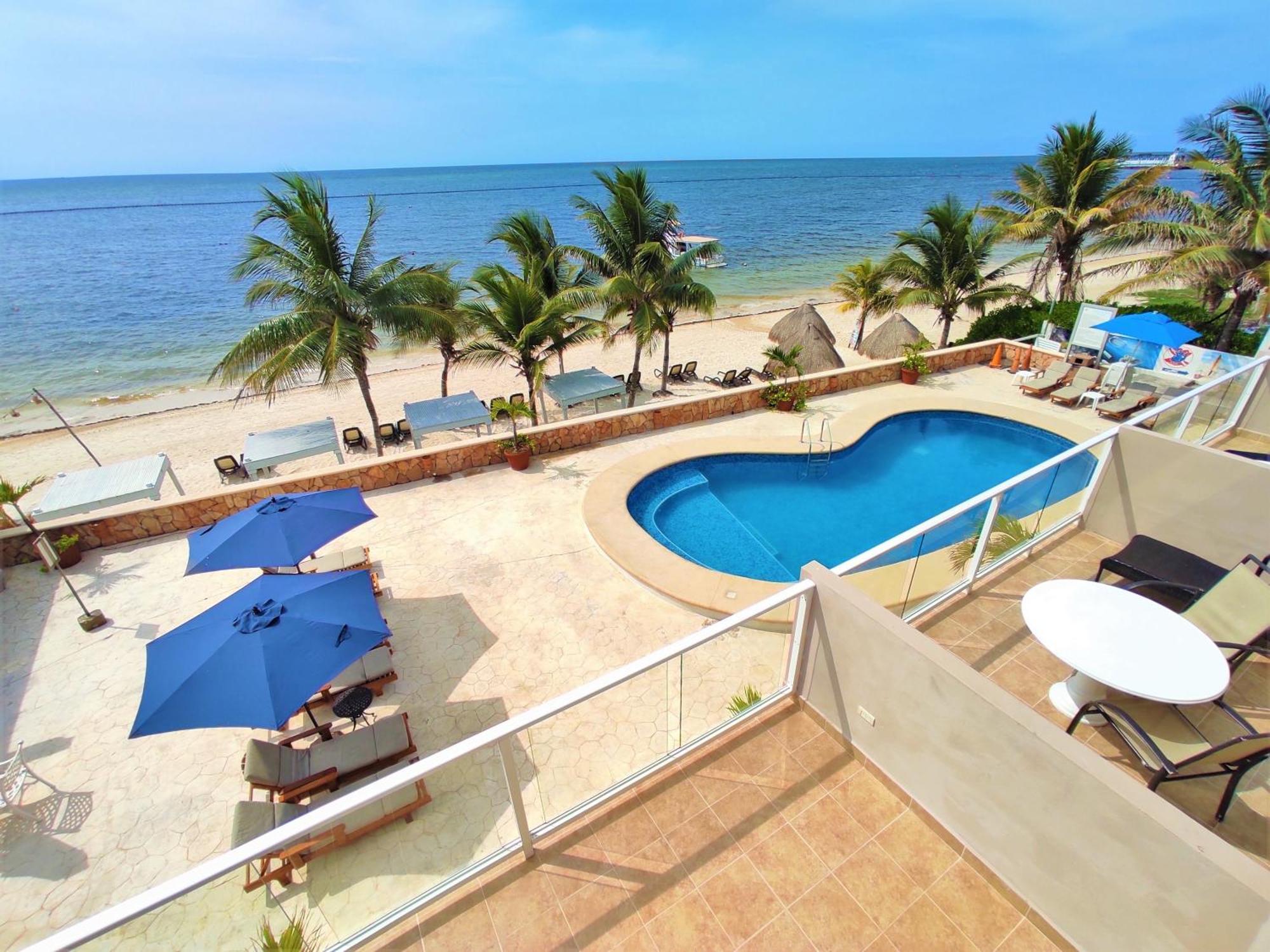 Hacienda Morelos Beachfront Hotel Puerto Morelos Exterior photo